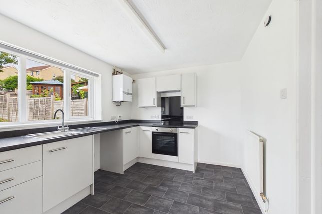 31, Swifts Hill View, Stroud photo 4