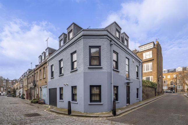 Mews house for sale in Pindock Mews, London