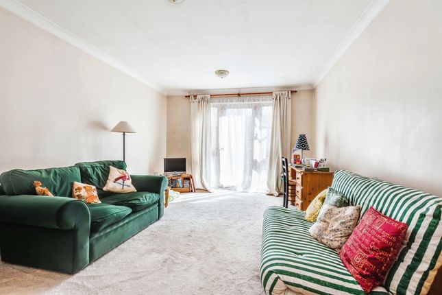 Flat for sale in Nuffield Road, Headington, Oxford