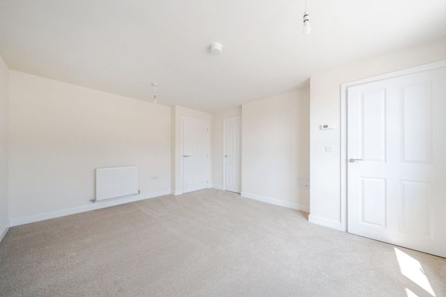 26, Clifford Fletcher Walk, Cheshire photo 4