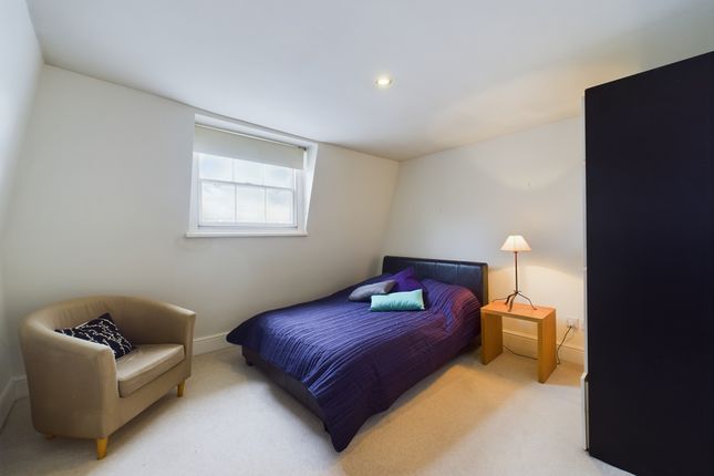 Flat to rent in The Esplanade, The Hoe, Plymouth