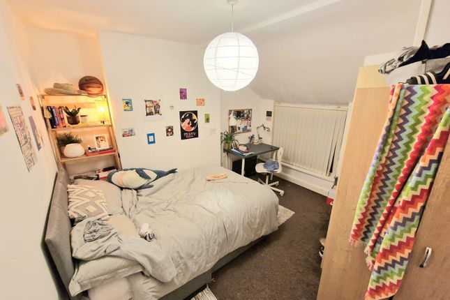 27 Bamford Road R2R, Manchester photo 5