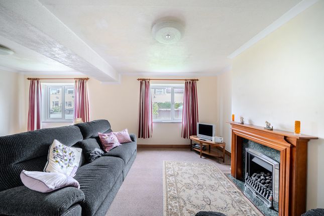 10, Forest Road, Lydney photo 3
