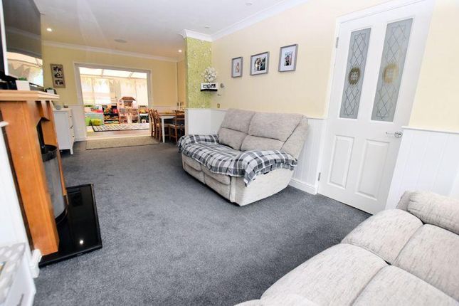 Terraced house to rent in Worlds End Lane, Quinton, Birmingham