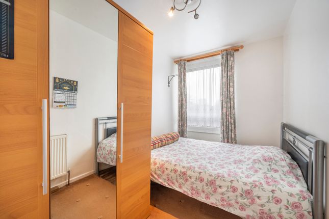 Maisonette for sale in Whitethorn Street, Bromley-By-Bow
