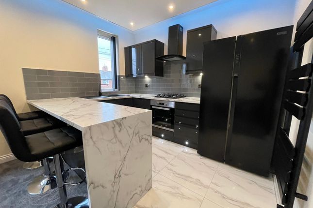 12a Broadway, Leeds photo 3