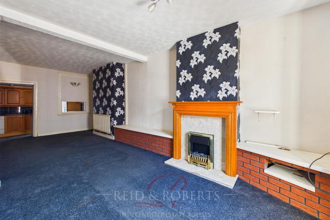 14, Albert Street, Wrexham photo 2