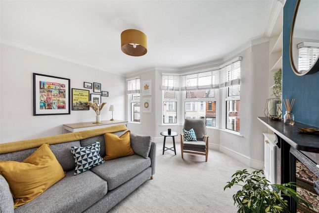 Thumbnail Flat for sale in Campbell Road, London