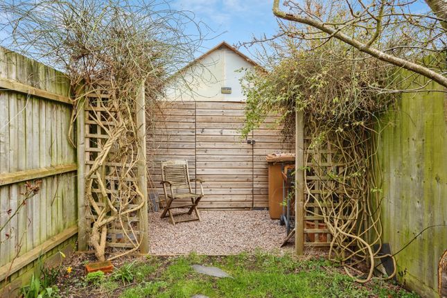 30, Wood Lane, Leicestershire photo 4