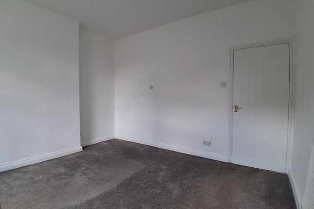 1 Hunslet Street, Hunslet Street, Burnley, Lancashire, BB11 3DH, Burnley photo 5