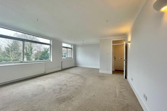 9, Brendon Court, Radlett photo 4