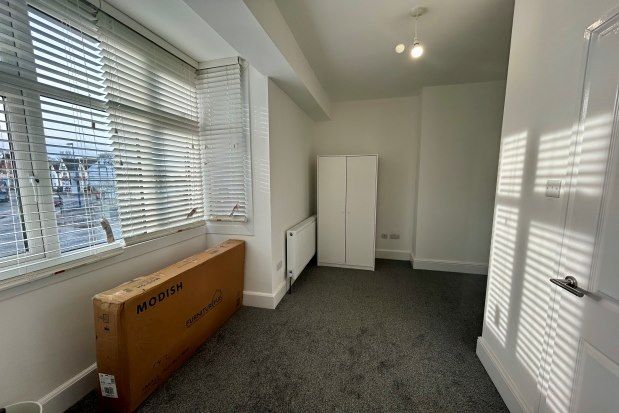 Room to rent in Bearwood Road, Smethwick