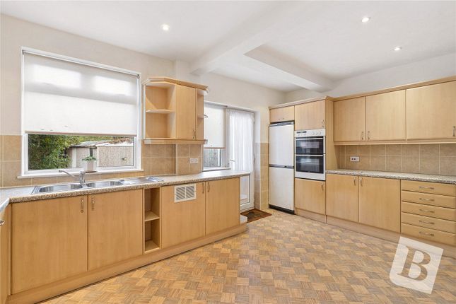 St. Marys Lane, Upminster photo 2