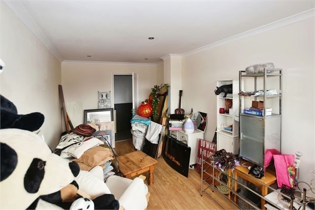 End terrace house to rent in Garland Close, Exwick, Exeter, Devon.