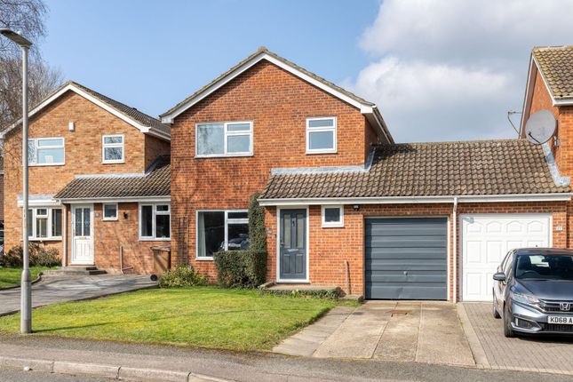 Link-detached house for sale in Girons Close, Hitchin