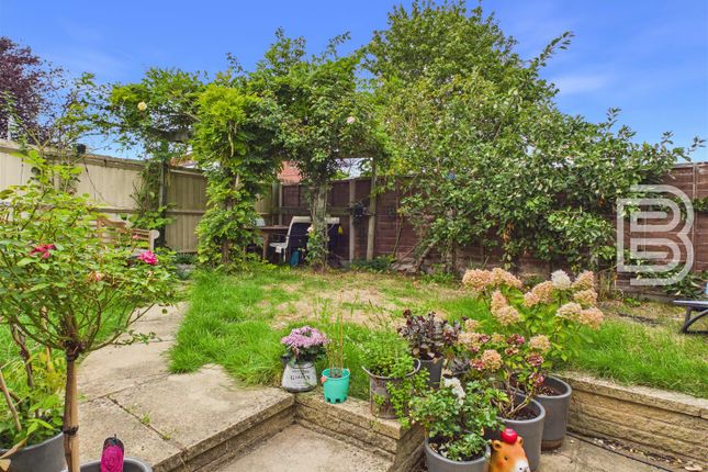 188, Frobisher Road, Rugby photo 2