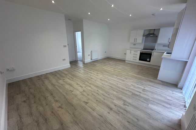 3 Frearson Close, Eastwood, Nottingham photo 3