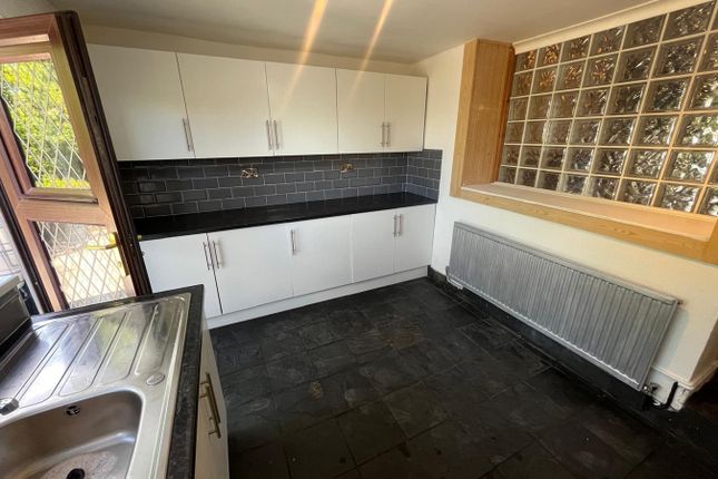 Terraced house to rent in Dunvant Road, Dunvant, Swansea