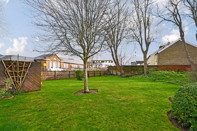 Thumbnail Flat for sale in Home Haven Court, Shoreham, West Sussex