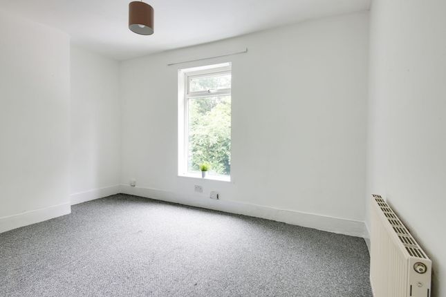 24 Grosvenor Street, Runcorn photo 4