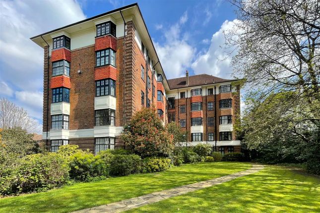 Flat for sale in Hanger Lane, London