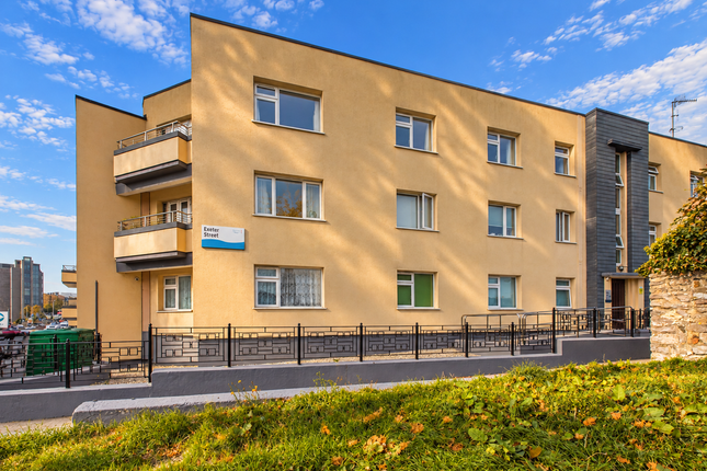 5-bed flat on 147, Exeter Street, Plymouth, £150,000