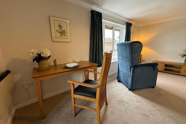 22, Victoria Court, Biggleswade, Beds photo 4