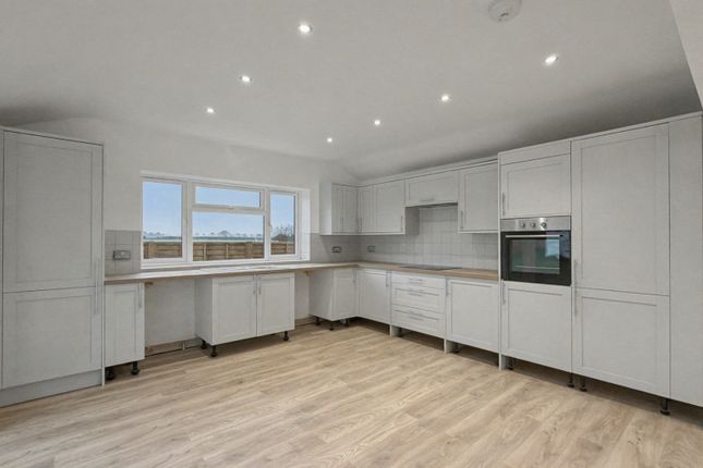 21, Fewcott Road, Bicester photo 4