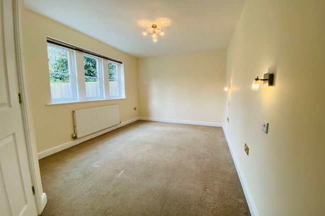 Flat 6, Appletree Court, 45, Town Street, Belper photo 4