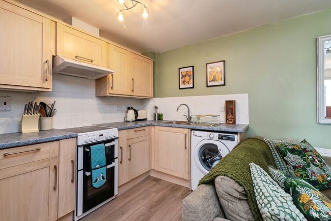 4, Shires Drive, Nottingham photo 4