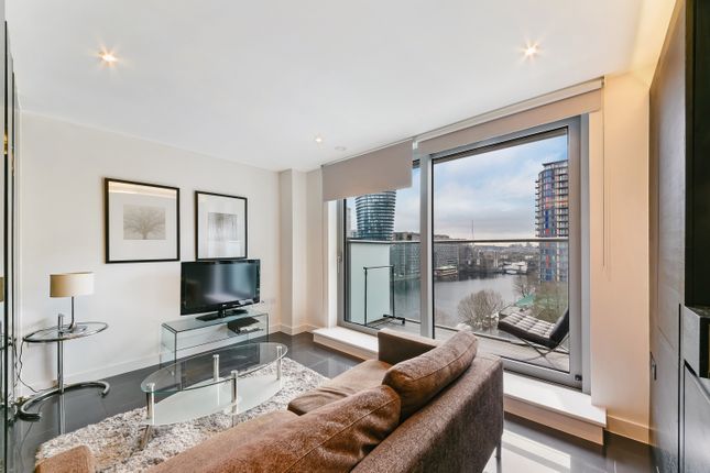 Studio to rent in East Tower, Pan Peninsula, Canary Wharf