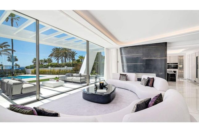 Town house for sale in Estepona, Andalusia, Spain