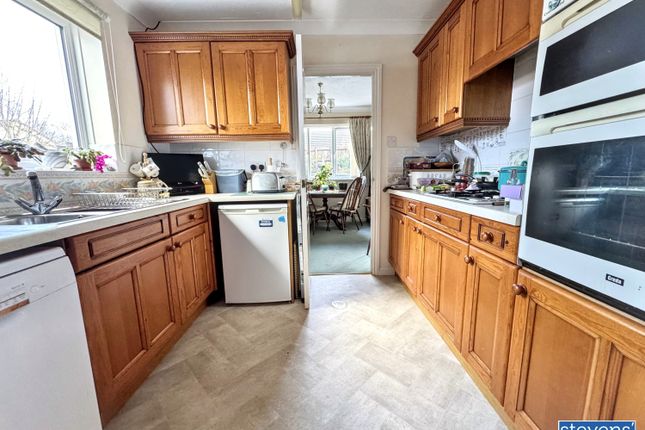 4, Fern Close, Okehampton photo 3