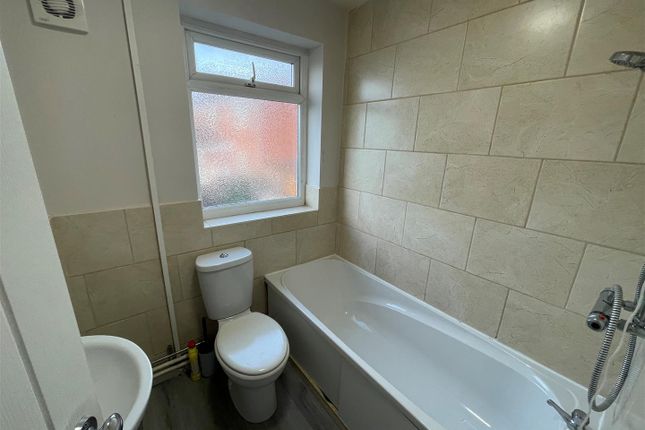 3, Bestwood Lodge Drive, Nottingham photo 4