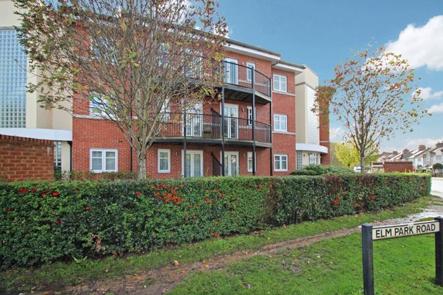 Thumbnail Flat to rent in Elm Park Road, Pinner