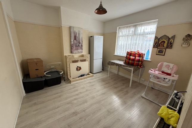 46, Brent Way, Wembley photo 3