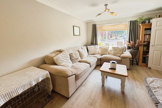 14, Hounsfield Close, Notts photo 4