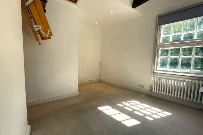Cottage to rent in Lancaster Street, Lewes, East Sussex