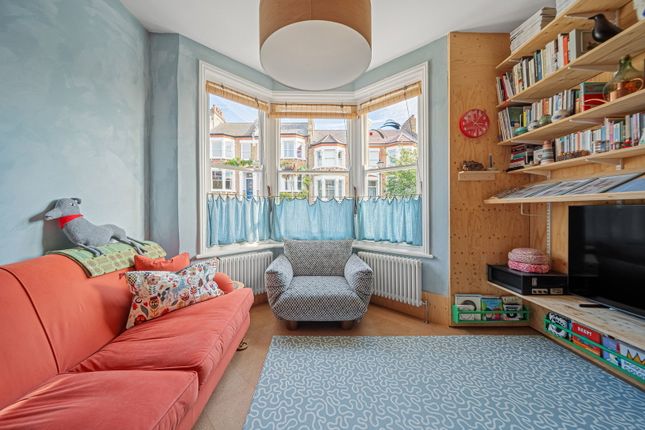 154b, Tressillian Road, London photo 4