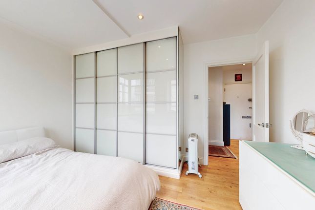 Flat for sale in Oslo Court, Prince Albert Road, London