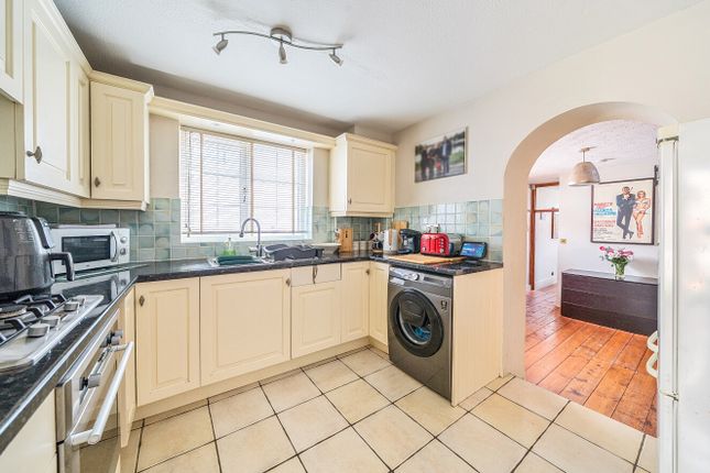 68, East Street, Surrey photo 4