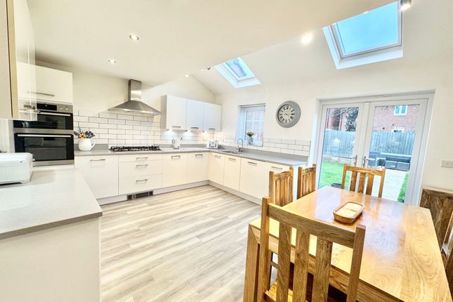 29 Blandford Way, Market Drayton photo 3
