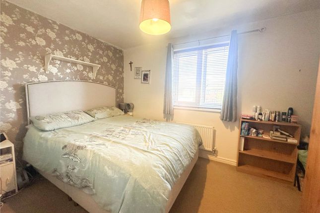 14, Akron Drive, Wolverhampton photo 3