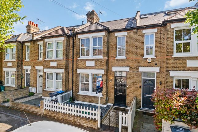 Thumbnail Terraced house for sale in Vernon Avenue, London
