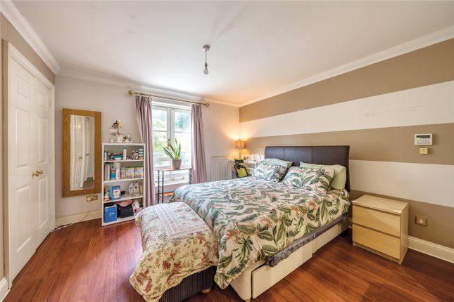 End terrace house for sale in St Saviours Court, Alexandra Park Road, London