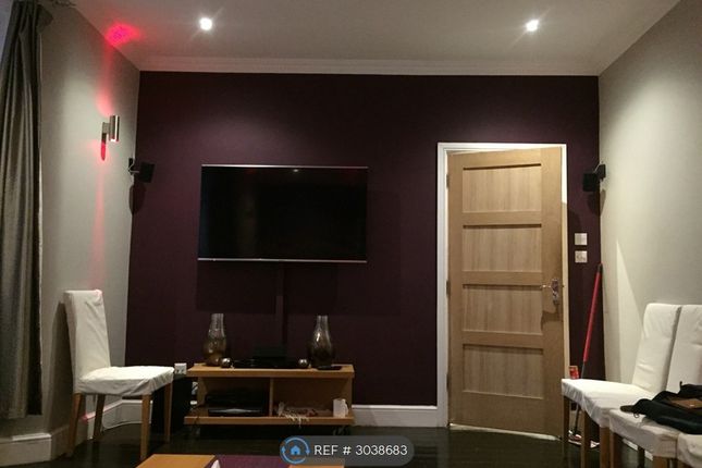 Ground Floor Flat, Kingswood Road, Ilford photo 3