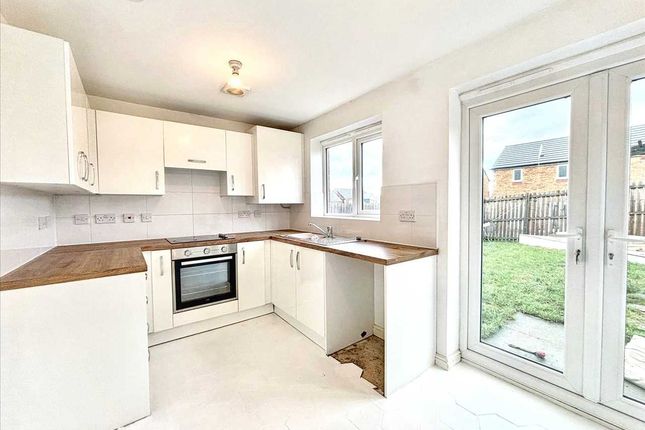 20, Manderley Gardens, Sutton In Ashfield photo 2