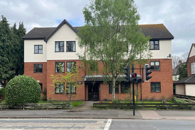 Flat to rent in London Road, Guildford Court