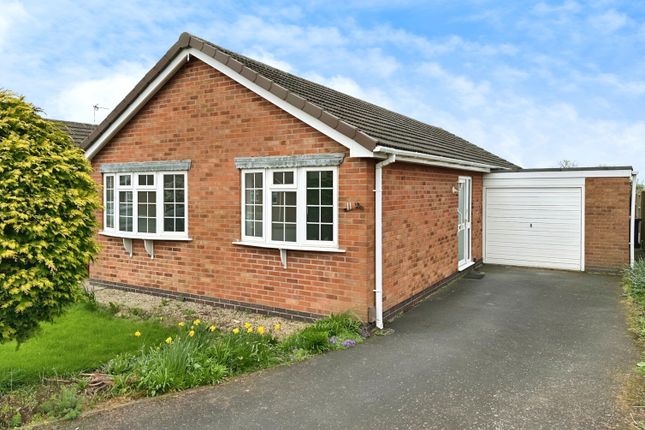 Detached bungalow to rent in Sutton Close, Hinckley