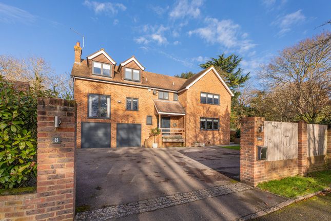 Thumbnail Detached house for sale in Longworth Drive, River Area, Maidenhead